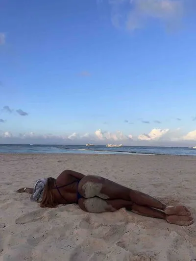 Live sex webcam photo for EmilyKorz #290157868