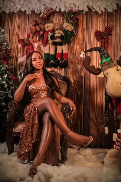 Live sex webcam photo for EmilyKorz #290158010