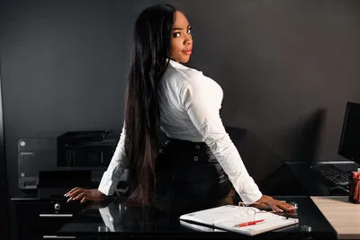 Live sex webcam photo for EmilyKorz #290158083