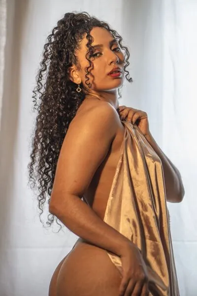 Live sex webcam photo for EmmaLower #290122198