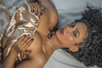 Live sex webcam photo for EmmaLower #290122200