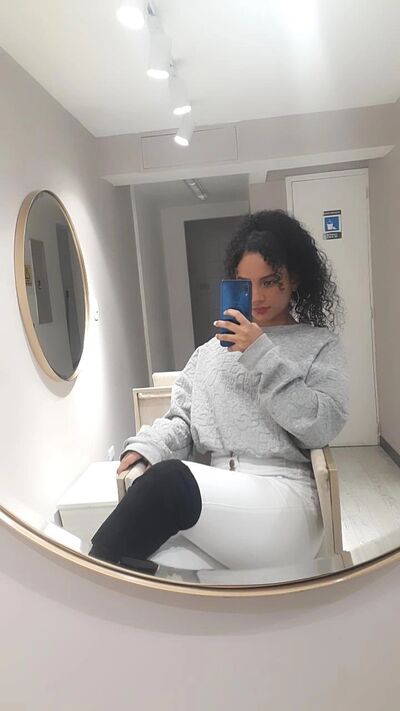 Live sex webcam photo for EmmaLower #290122211