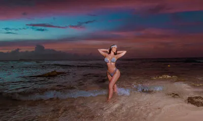 Live sex webcam photo for EstefaniaBrown #290160541