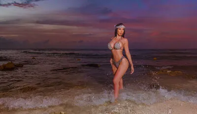 Live sex webcam photo for EstefaniaBrown #290160542