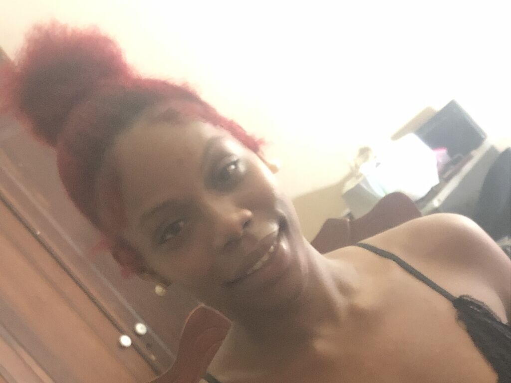 Live sex webcam photo for EsteisyMendez #276490114