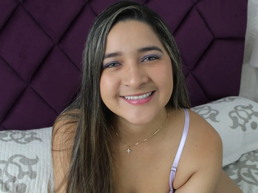 Live sex webcam photo for EstrelaWeill #277081647