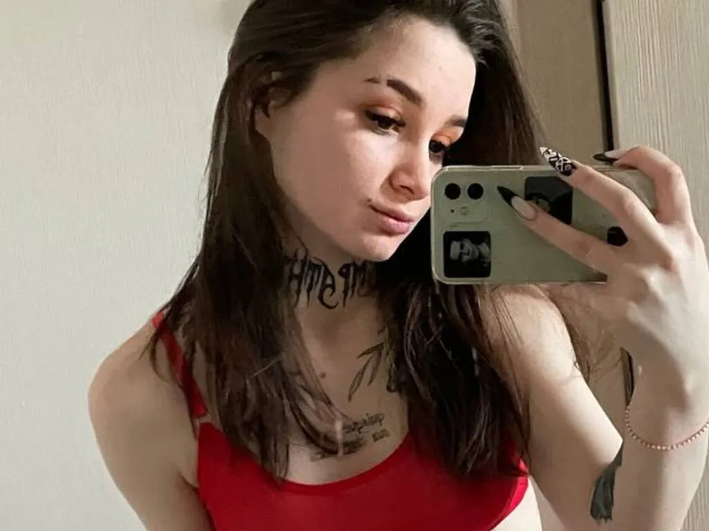 Live sex webcam photo for EugeniaHayne #278045528