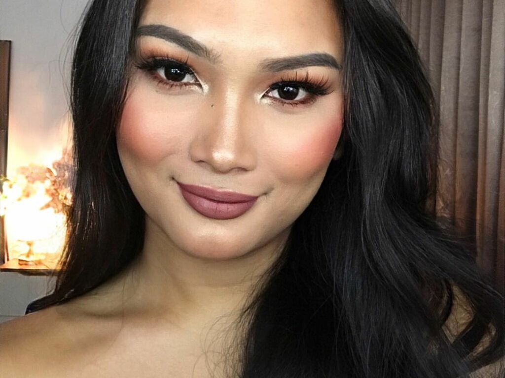 Live sex webcam photo for EuniceWarner #275884784