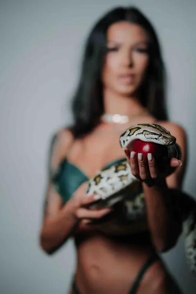 Live sex webcam photo for EvaAmanti #290124000