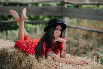 Live sex webcam photo for EvaAmanti #290124007