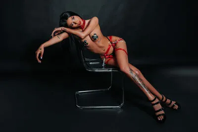 Live sex webcam photo for EvaAmanti #290124017