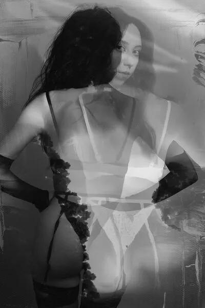 Live sex webcam photo for EvaCreek #290170064