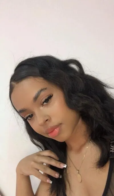 Live sex webcam photo for EvaPantoja #290192284