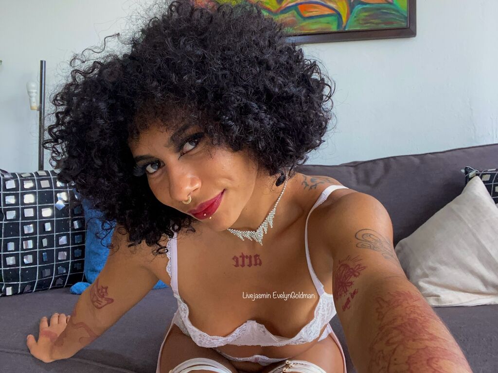 Live sex webcam photo for EvelynGolman #277349373