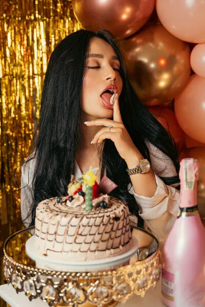 Live sex webcam photo for FabianaLima #290123463