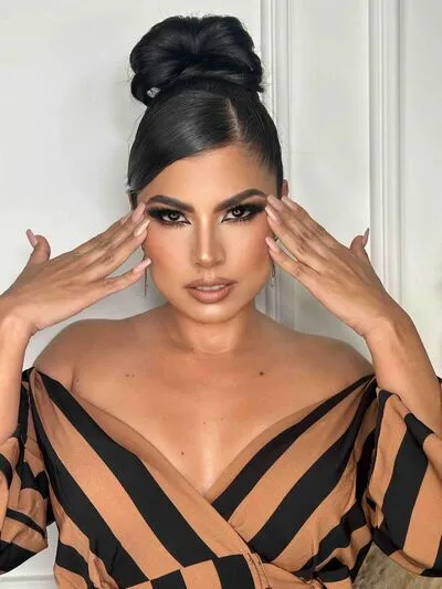 Live sex webcam photo for FernandaGreco #290158415