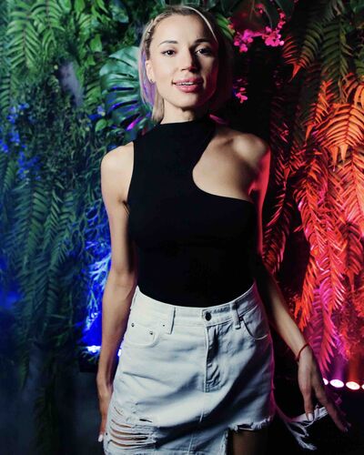 Live sex webcam photo for GiaBombero #290168703