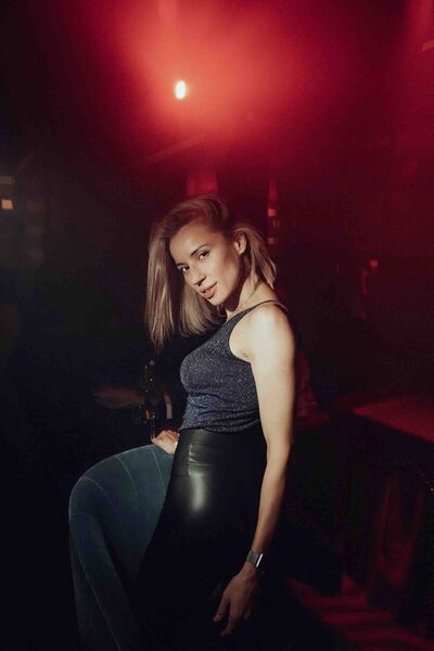 Live sex webcam photo for GiaBombero #290168760