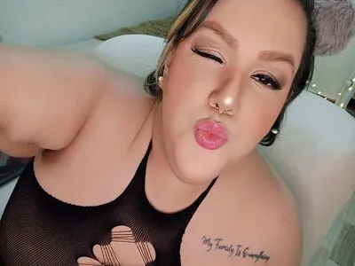 Live sex webcam photo for GiaMorryss #290121067