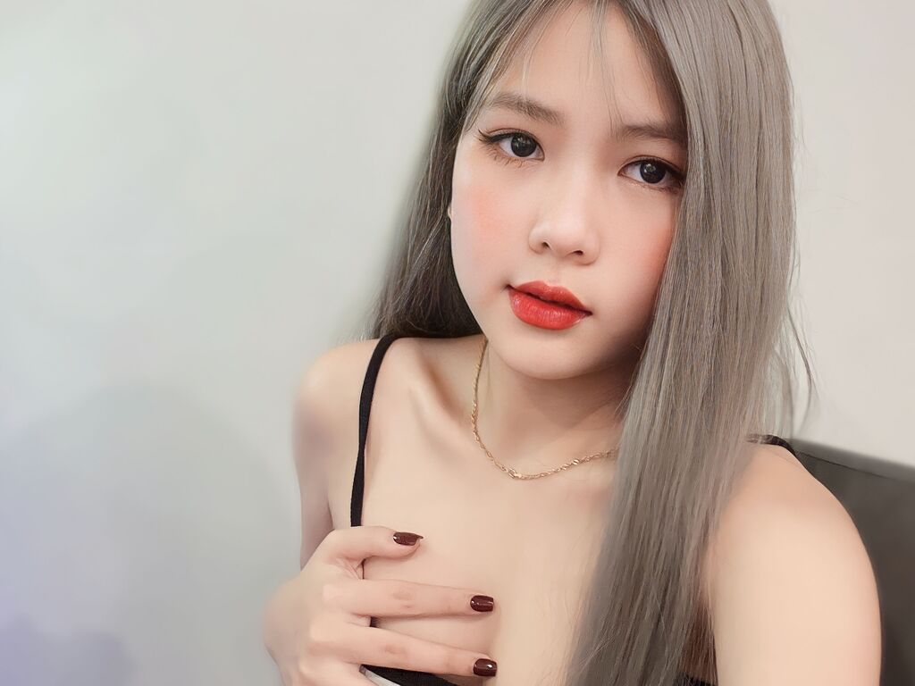 Live sex webcam photo for GiangMarry #276386608