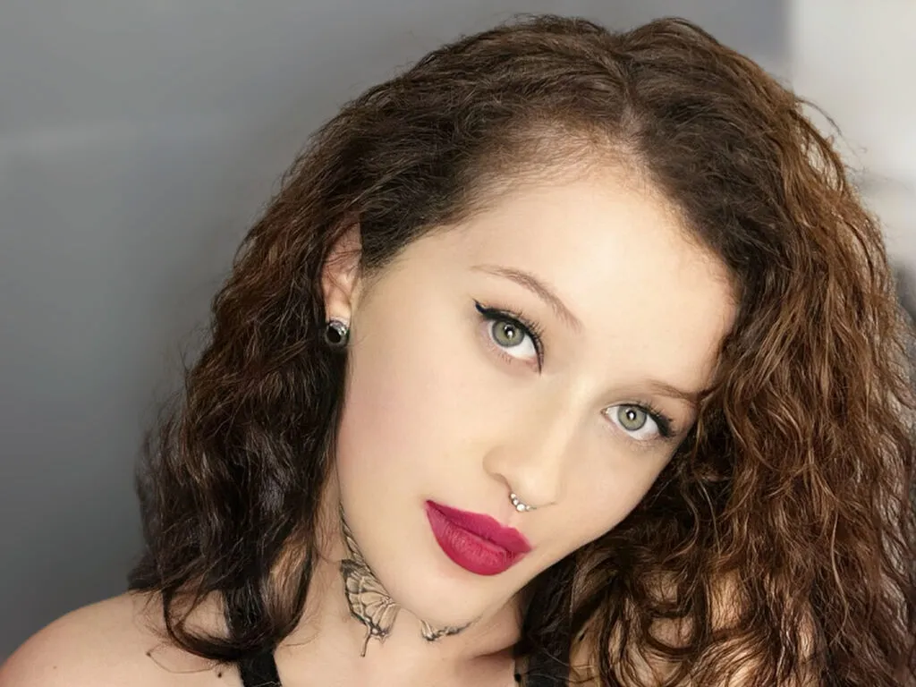 Live sex webcam photo for GinebraWayne #276762491