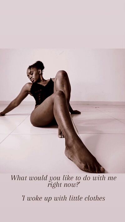 Live sex webcam photo for GiselleMina #290127609