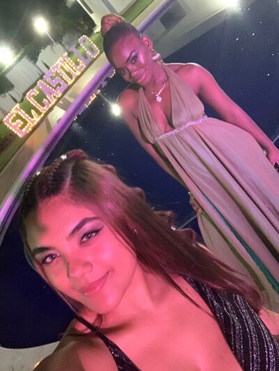 Live sex webcam photo for GiselleMina #290127738