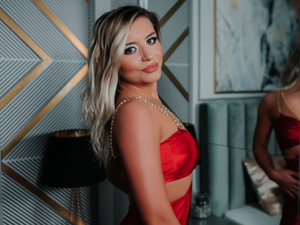 Live sex webcam photo for HaileyKnox #276285701