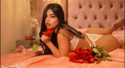 Live sex webcam photo for HannaValeria #290138819