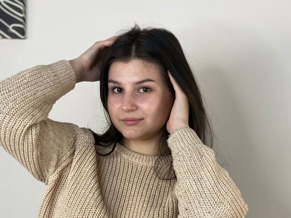 Live sex webcam photo for HarrisyLeila #277710143