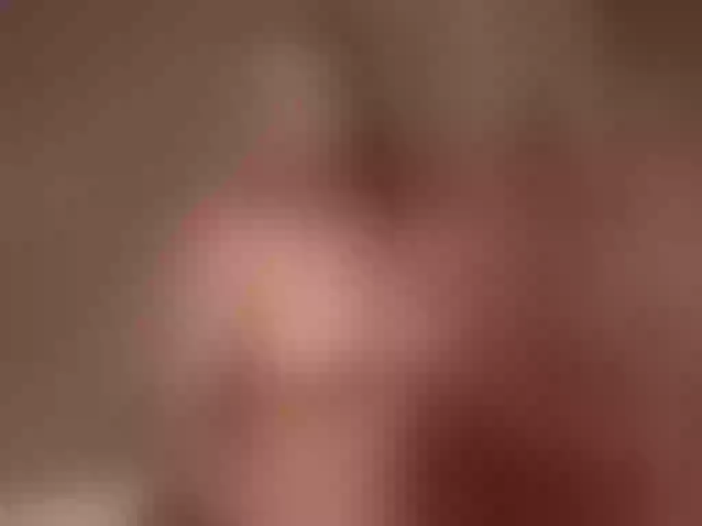 Live sex webcam photo for HeidiHenao #276367757