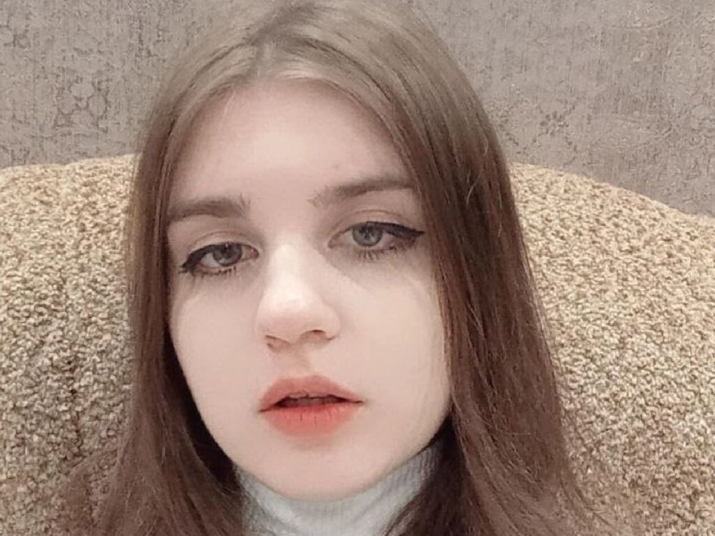 Live sex webcam photo for HelenObrien #276305048