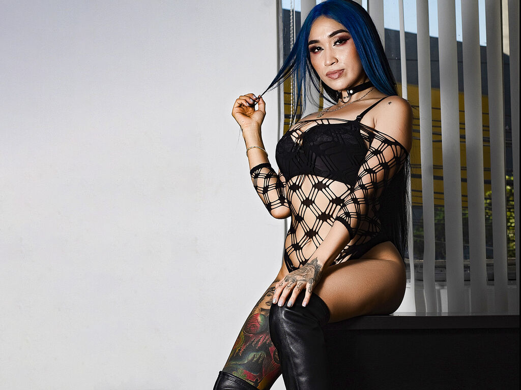 Live sex webcam photo for HellenVeles #276271523