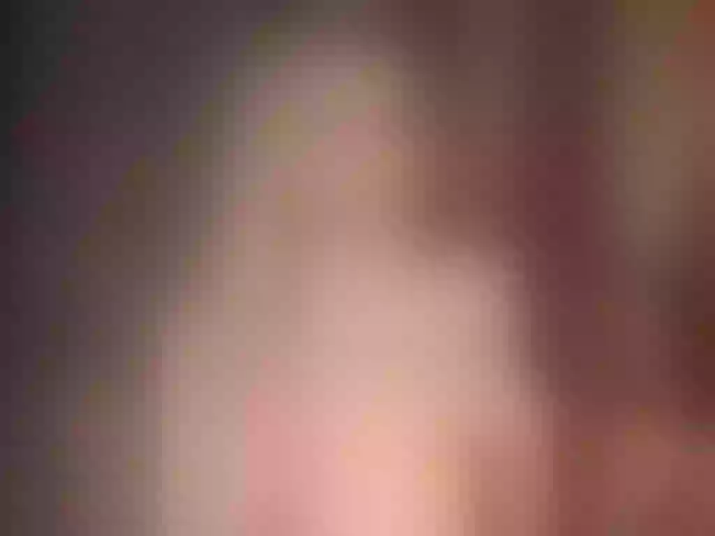 Live sex webcam photo for HollyYung #275817546