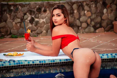 Live sex webcam photo for IsabelBrouw #290158631