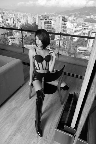 Live sex webcam photo for IsabellaOlson #290159171