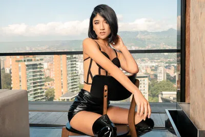 Live sex webcam photo for IsabellaOlson #290159172