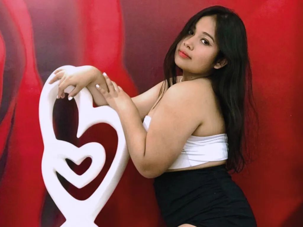 Live sex webcam photo for IssaLosh #276260529