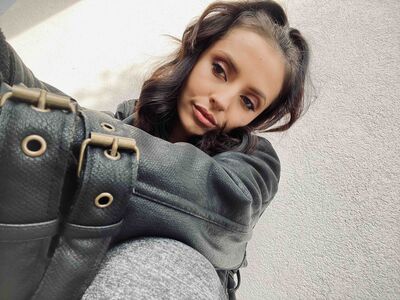 Live sex webcam photo for IvonaZedler #290170190