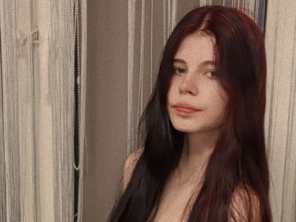 Live sex webcam photo for JesicaKing #277986622