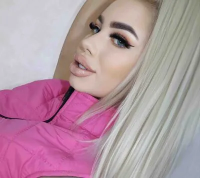 Live sex webcam photo for JessieBreen #290124260