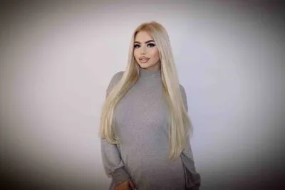 Live sex webcam photo for JessieBreen #290124278