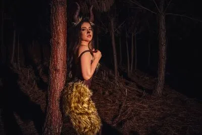 Live sex webcam photo for JessieLiu #290137749