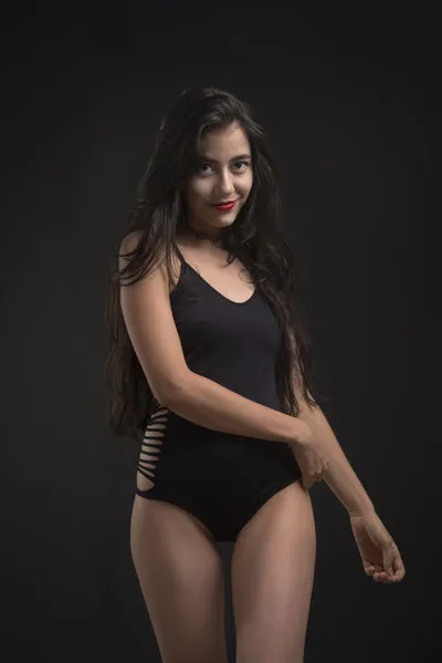 Live sex webcam photo for JessieLiu #290138032