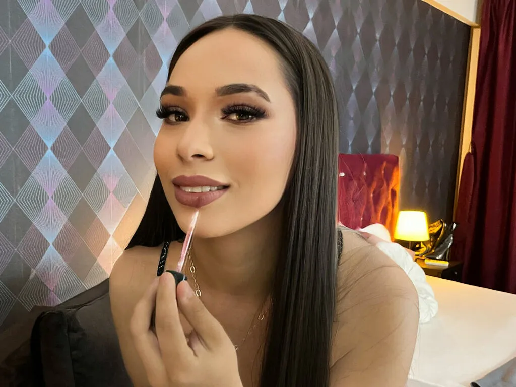 Live sex webcam photo for JessySwift #276769982