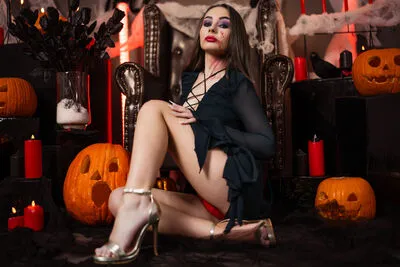 Live sex webcam photo for JolieReed #290192702