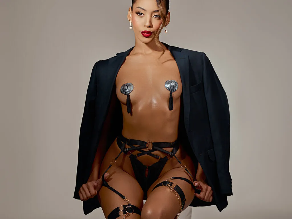 Live sex webcam photo for JulietBass #278253746