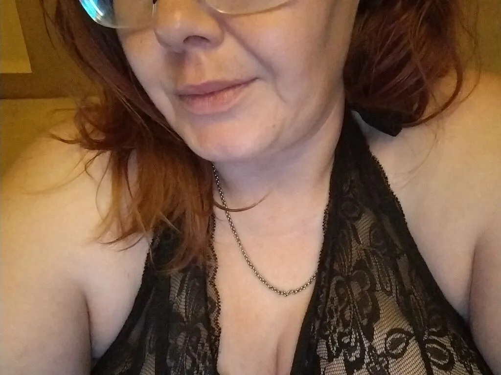 Live sex webcam photo for Kamca