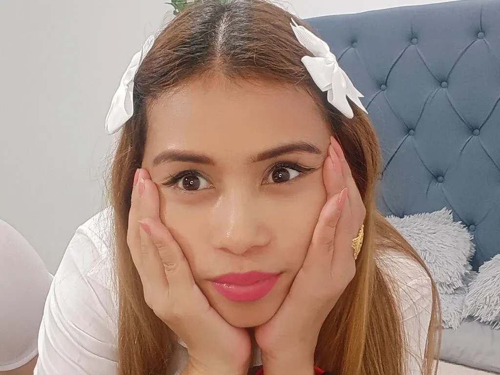 Live sex webcam photo for KassandraTorres