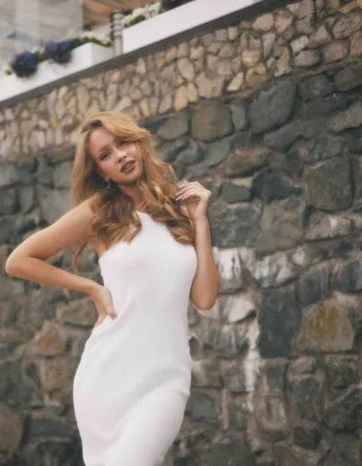 Live sex webcam photo for KassidyJill #290193727